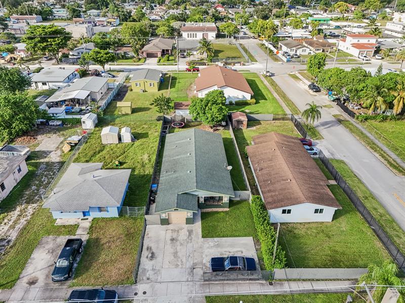 Image 65 of 70 For 5411 19th St