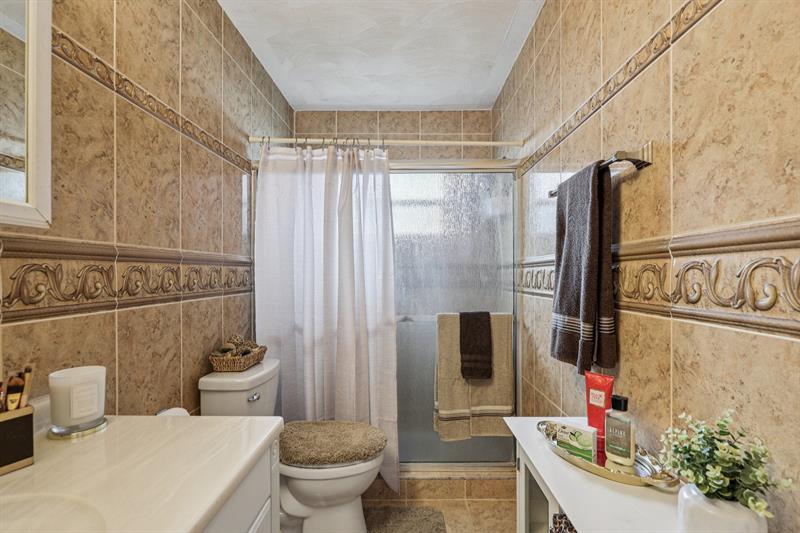 Image 8 of 70 For 5411 19th St