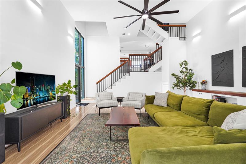 Image 15 of 76 For 3000 8th Ter  B-5