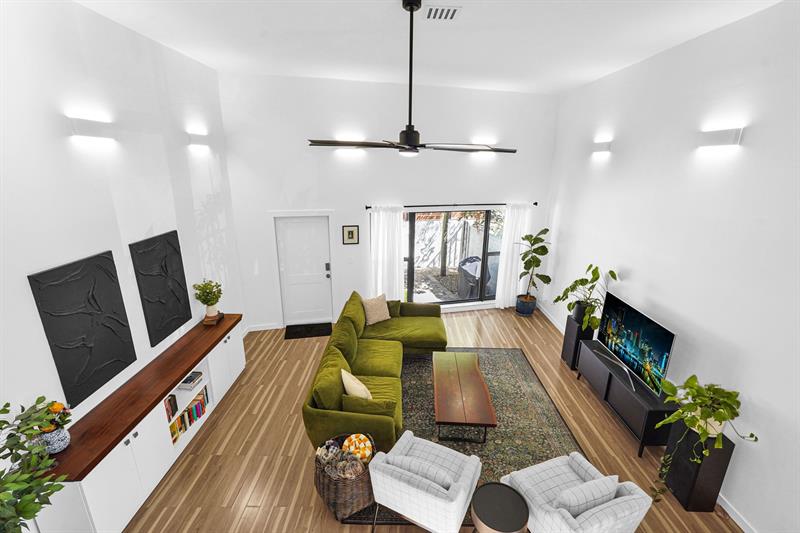 Image 18 of 76 For 3000 8th Ter  B-5