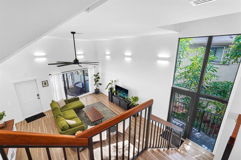 Image 19 of 76 For 3000 8th Ter  B-5