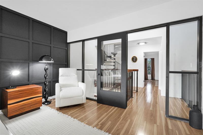 Image 46 of 76 For 3000 8th Ter  B-5