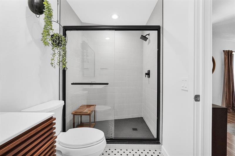 Image 55 of 76 For 3000 8th Ter  B-5