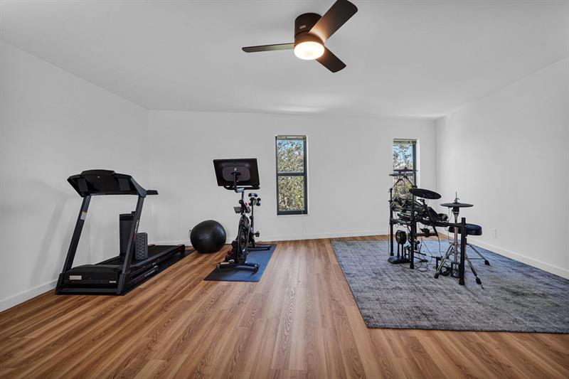 Image 59 of 76 For 3000 8th Ter  B-5