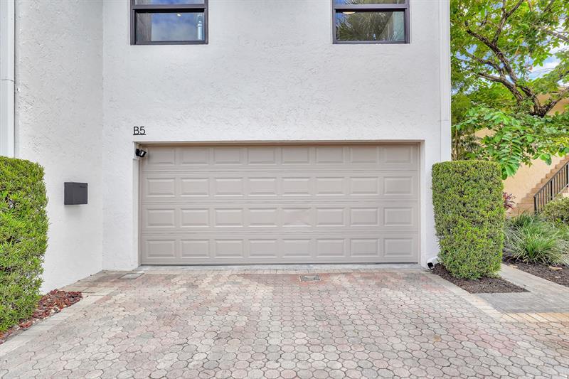 Image 69 of 76 For 3000 8th Ter  B-5