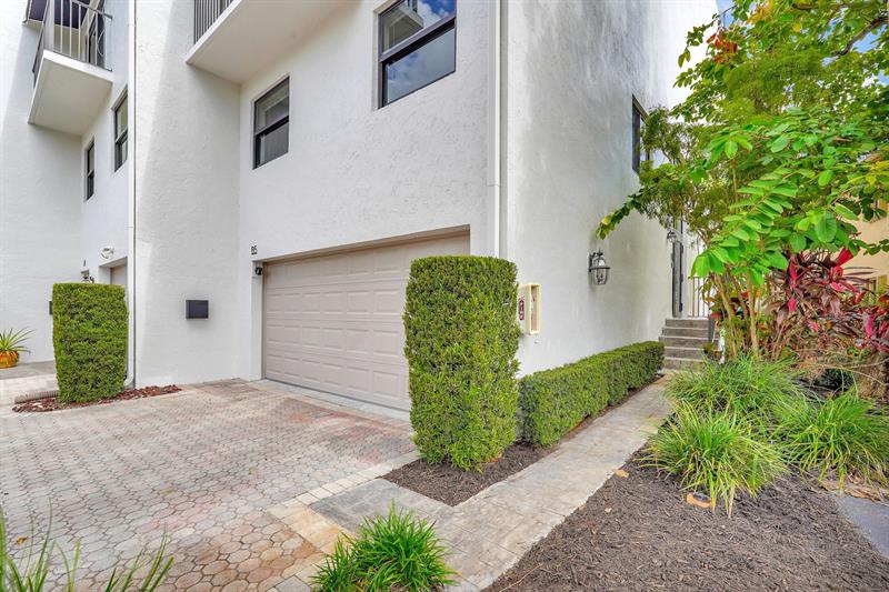 Image 70 of 76 For 3000 8th Ter  B-5