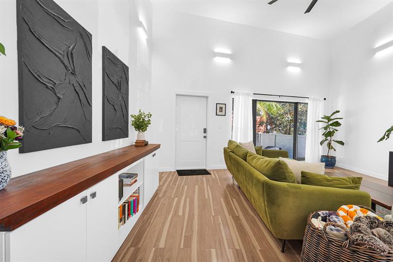 Image 8 of 76 For 3000 8th Ter  B-5