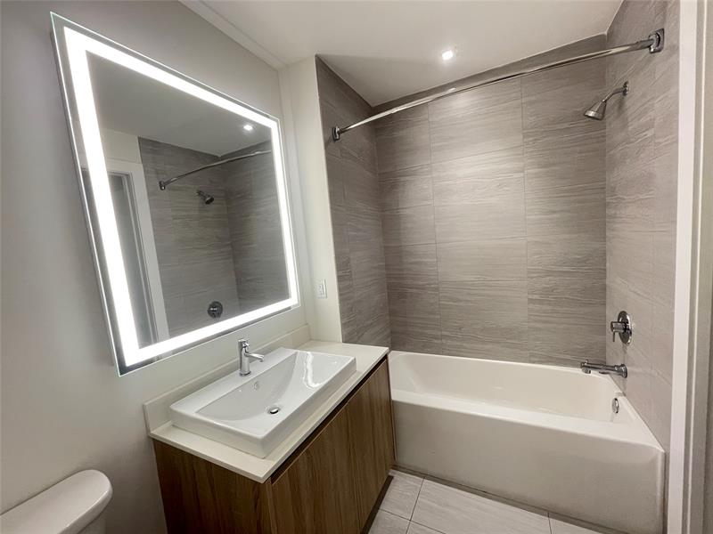 Image 14 of 35 For 2960 207th St  508