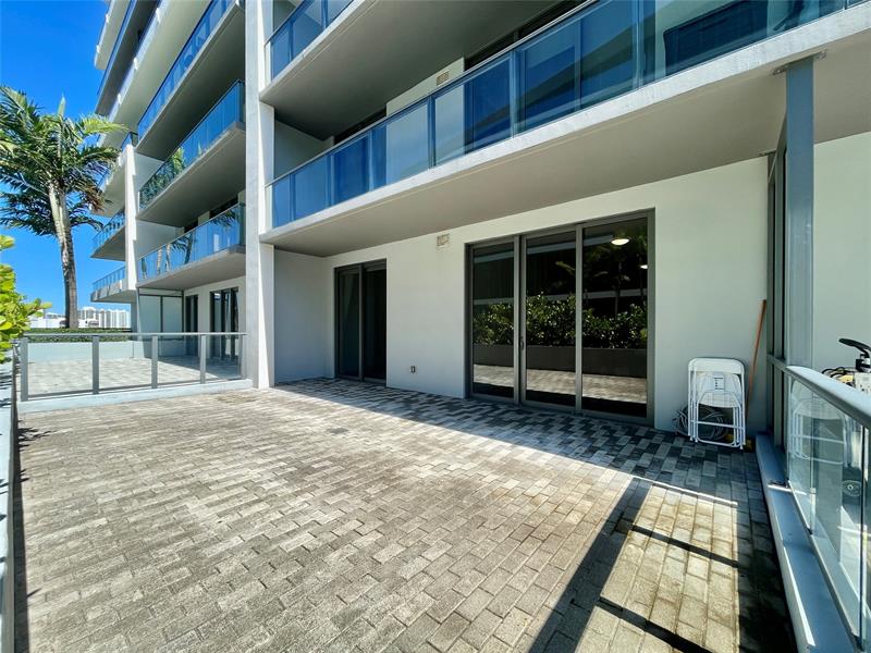 Image 27 of 35 For 2960 207th St  508