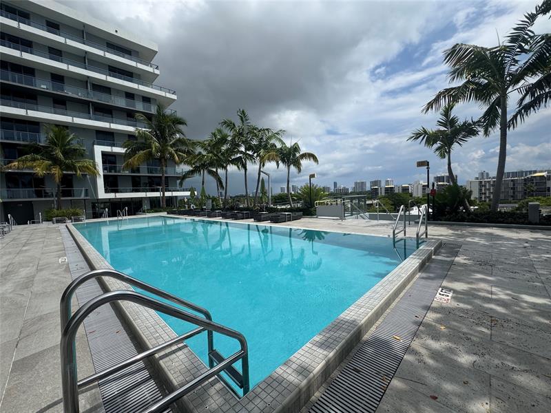 Image 33 of 35 For 2960 207th St  508