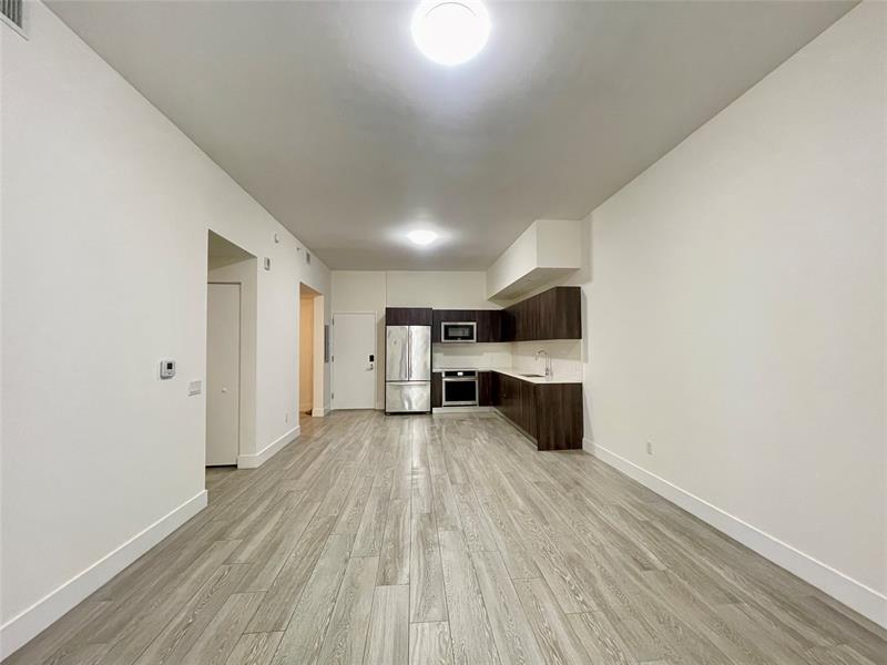 Image 4 of 35 For 2960 207th St  508