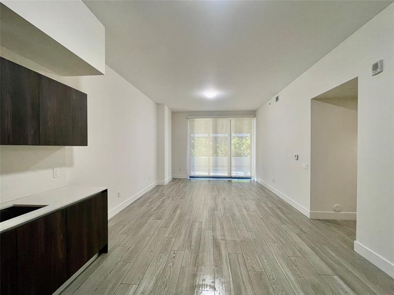 Image 5 of 35 For 2960 207th St  508