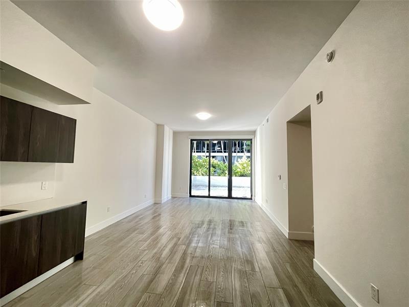 Image 6 of 35 For 2960 207th St  508