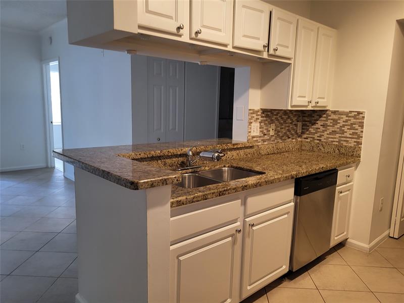 Image 8 of 23 For 11655 Atlantic Blvd  2002