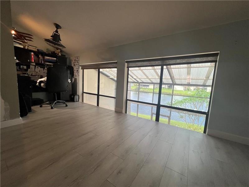 Image 25 of 35 For 211 45th Av  