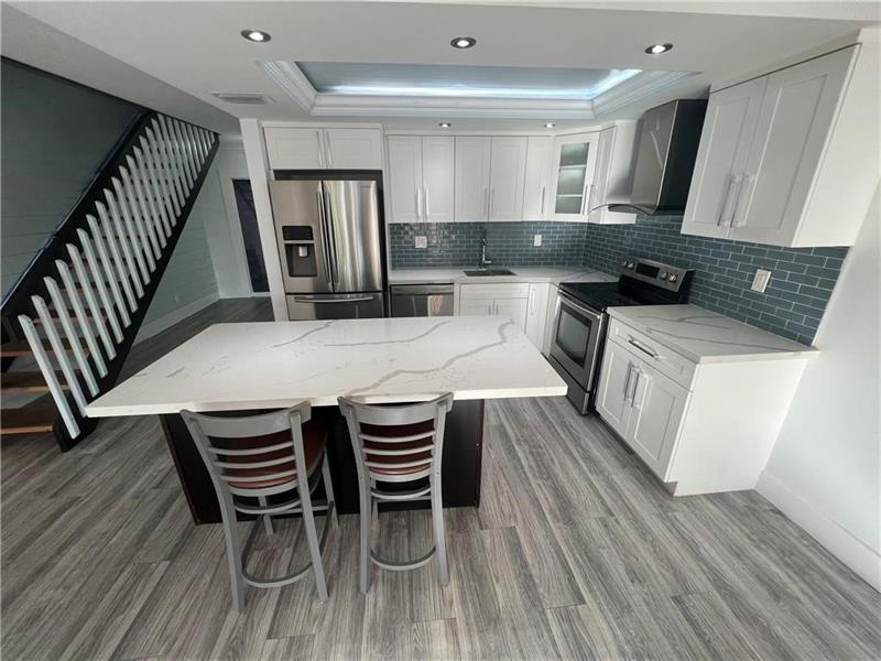 Image 26 of 35 For 211 45th Av  