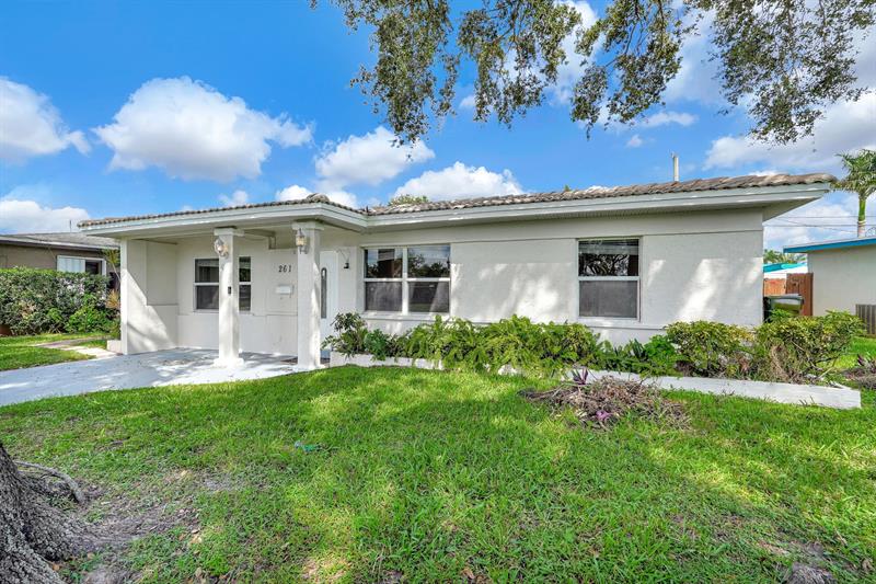 Image 17 of 70 For 261 45th St  