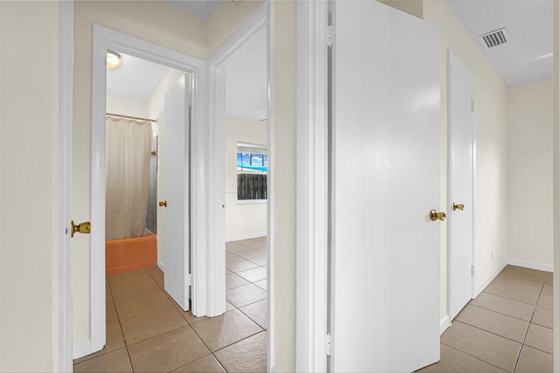 Image 46 of 70 For 261 45th St  