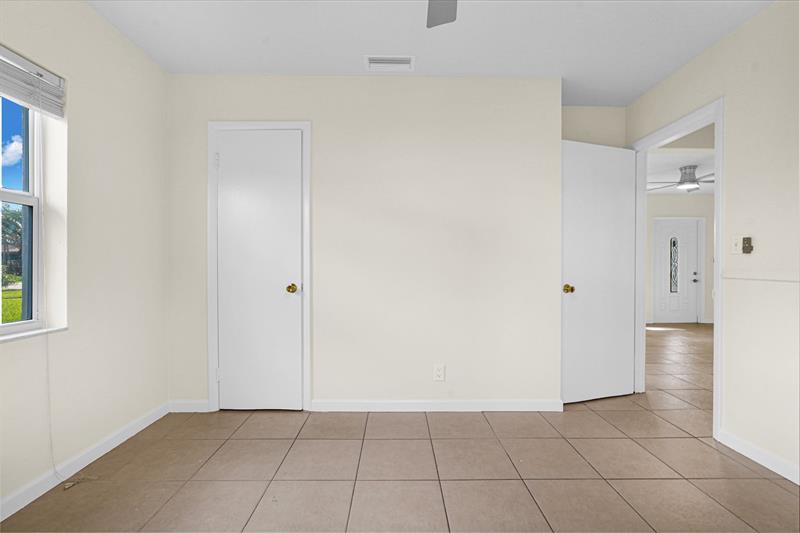 Image 54 of 70 For 261 45th St  