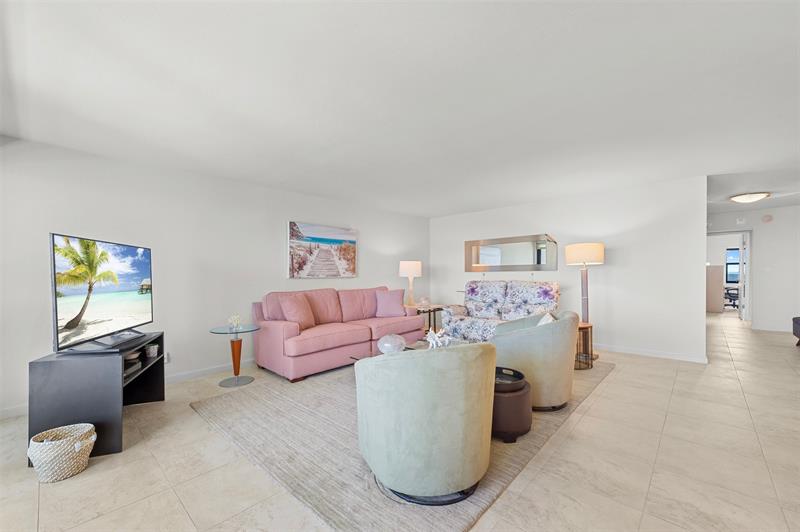 Image 6 of 33 For 1905 Ocean Blvd  14d