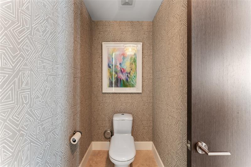 Image 21 of 75 For 5959 Collins Ave  1201
