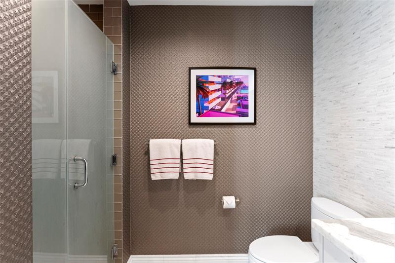 Image 37 of 75 For 5959 Collins Ave  1201