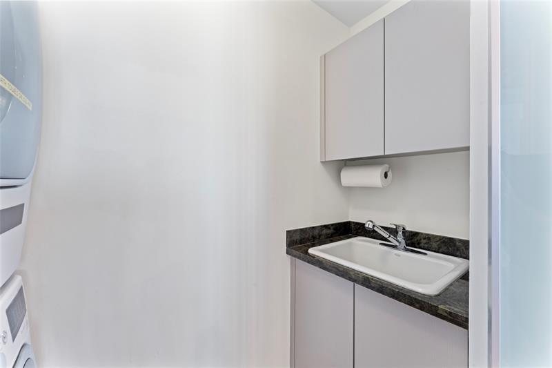 Image 52 of 75 For 5959 Collins Ave  1201