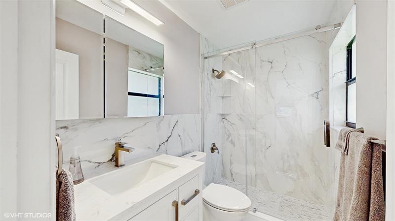 Image 13 of 21 For 2113 11th Ave  2113