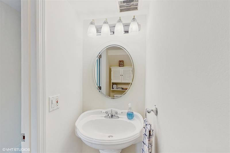 Image 6 of 21 For 2113 11th Ave  2113