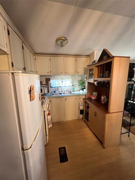 Image 5 of 17 For 7950 State Road 78w