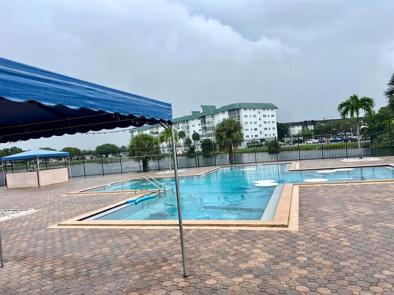 Image 24 of 31 For 4751 21st St  209