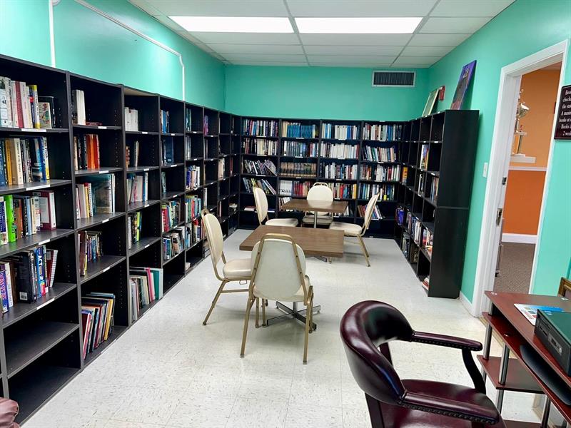 Image 29 of 31 For 4751 21st St  209