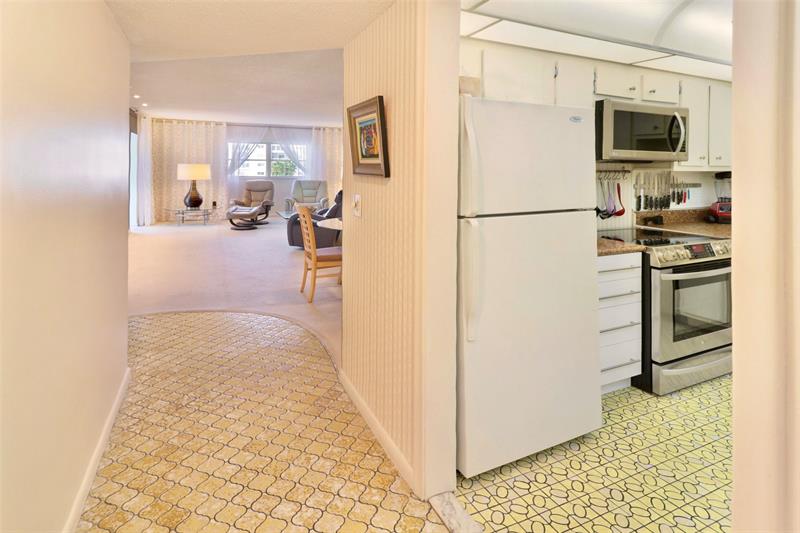 Image 7 of 31 For 4751 21st St  209