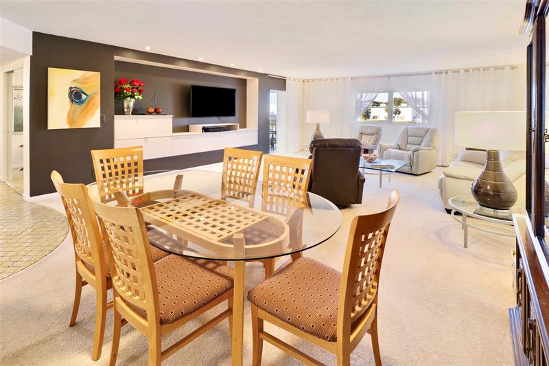 Image 9 of 31 For 4751 21st St  209