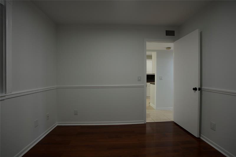 Image 16 of 31 For 2125 81st Ave