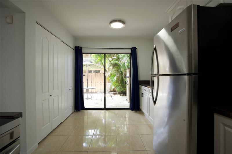 Image 19 of 31 For 2125 81st Ave