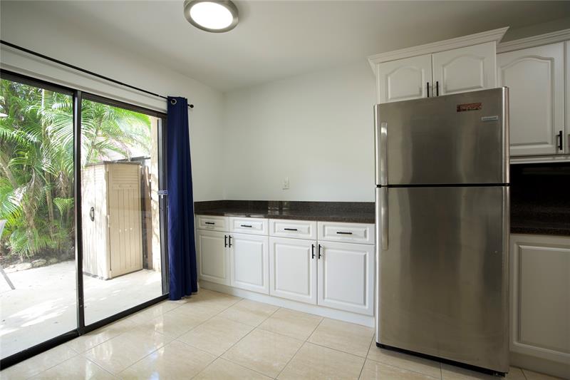 Image 20 of 31 For 2125 81st Ave