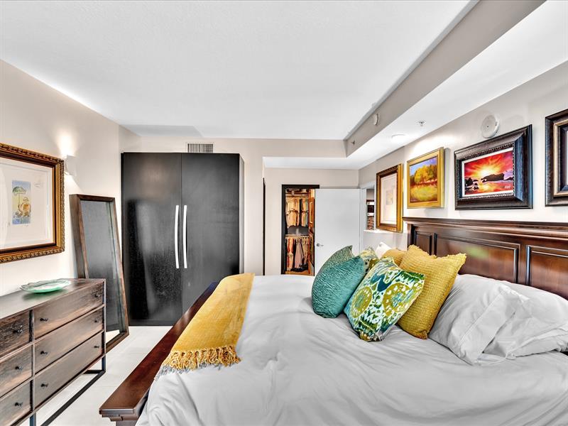 Image 39 of 70 For 1900 Bayshore Dr  1504