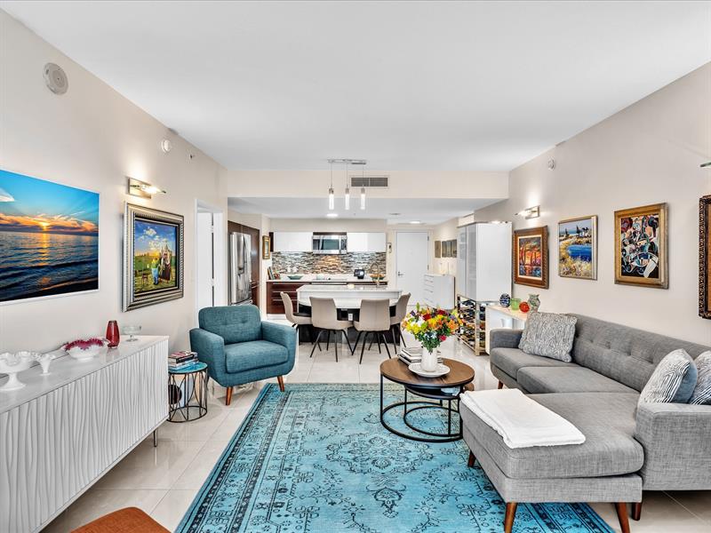 Image 4 of 70 For 1900 Bayshore Dr  1504