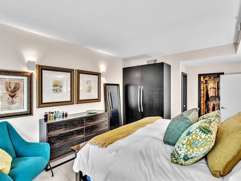 Image 40 of 70 For 1900 Bayshore Dr  1504