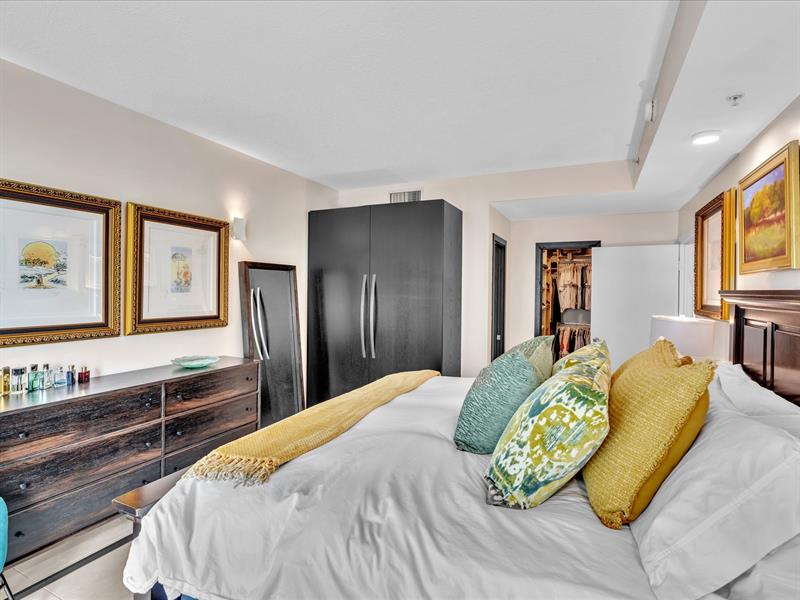 Image 45 of 70 For 1900 Bayshore Dr  1504