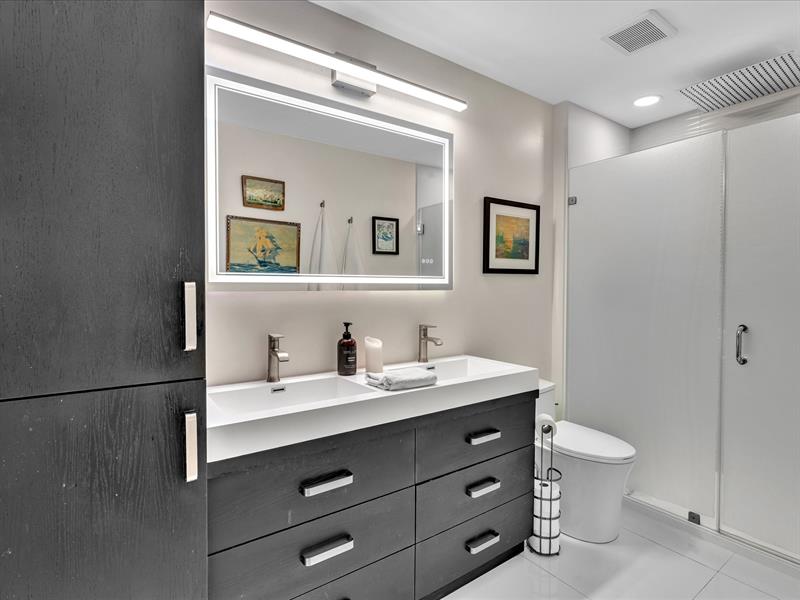 Image 46 of 70 For 1900 Bayshore Dr  1504