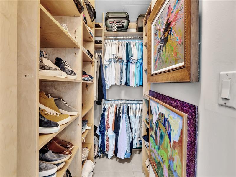 Image 49 of 70 For 1900 Bayshore Dr  1504