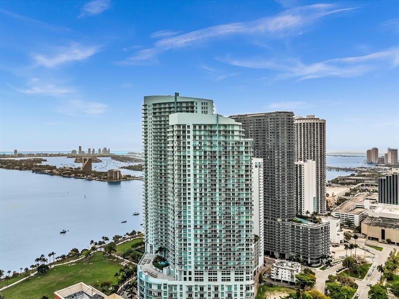 Image 55 of 70 For 1900 Bayshore Dr  1504