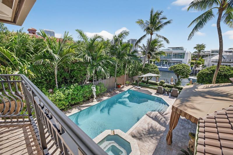 Image 35 of 81 For 2630 Barcelona Dr