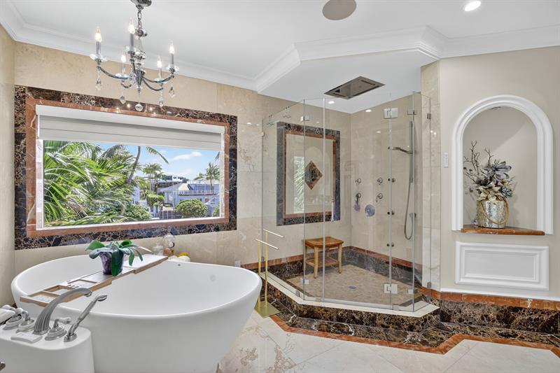 Image 37 of 81 For 2630 Barcelona Dr