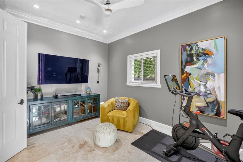 Image 56 of 81 For 2630 Barcelona Dr