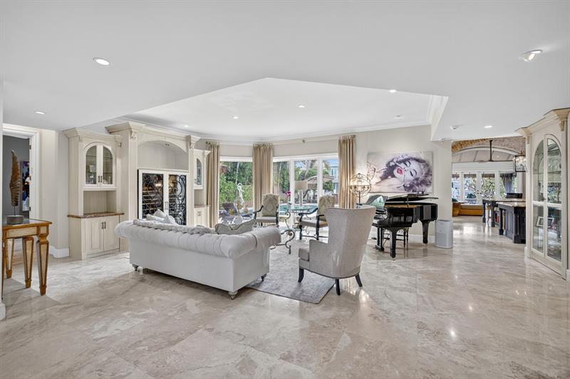 Image 8 of 81 For 2630 Barcelona Dr