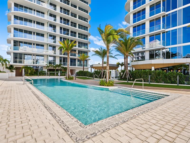 Image 30 of 60 For 153 Seabreeze Blvd  1902-s