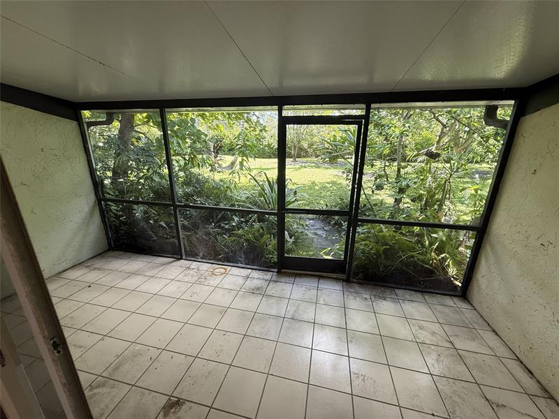 Image 6 of 22 For 840 20th Dr  